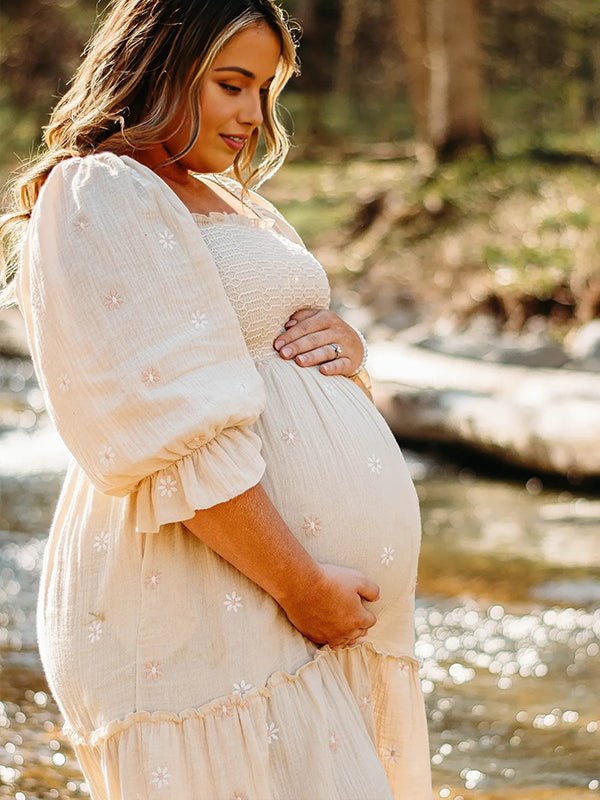 Apricot Daisy Print Smocked Off Shoulder Maternity Photoshoot Maxi Dress for Maternity